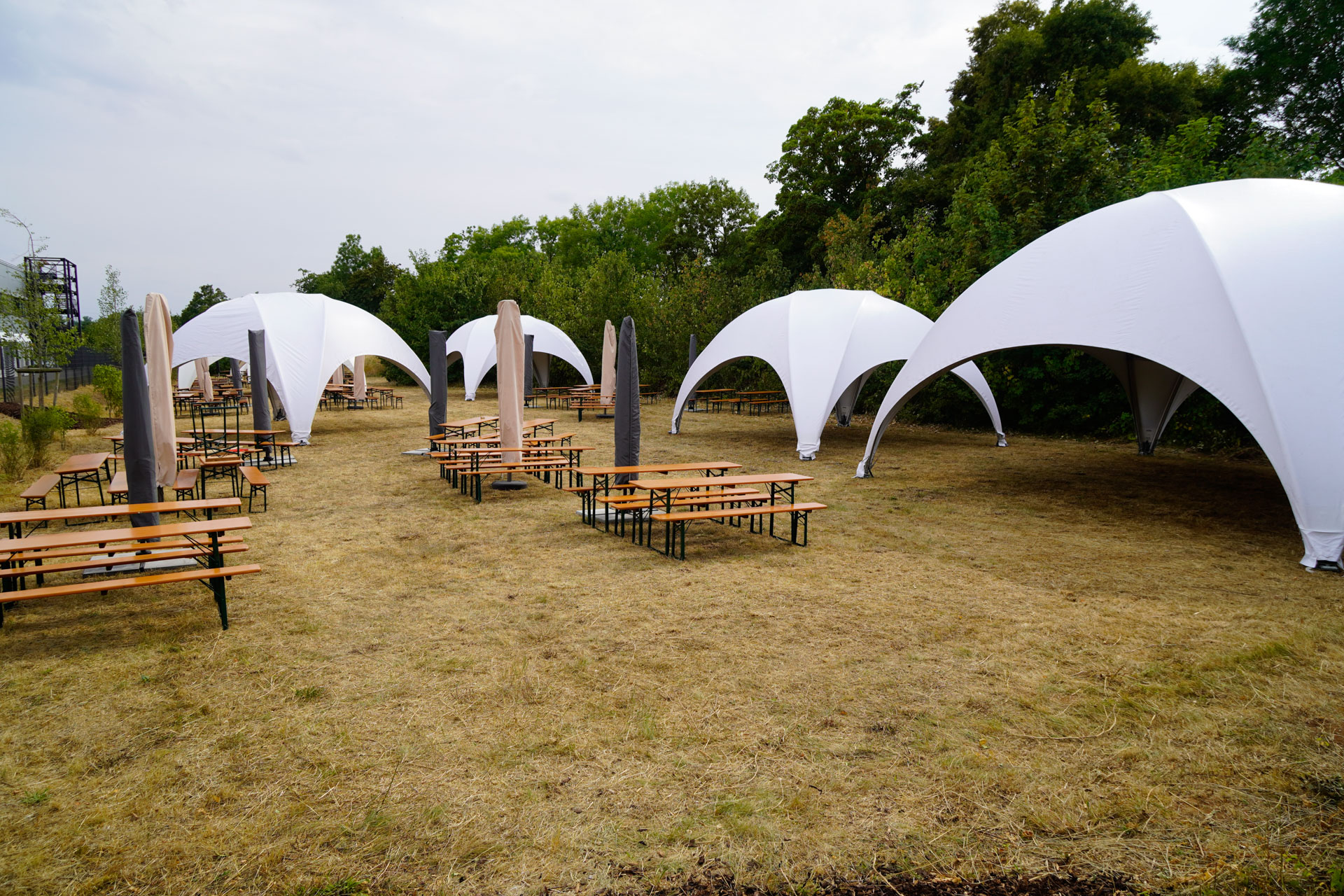 80 Jahre Zoller - Crossover / Kuppelzelte von b&amp;b