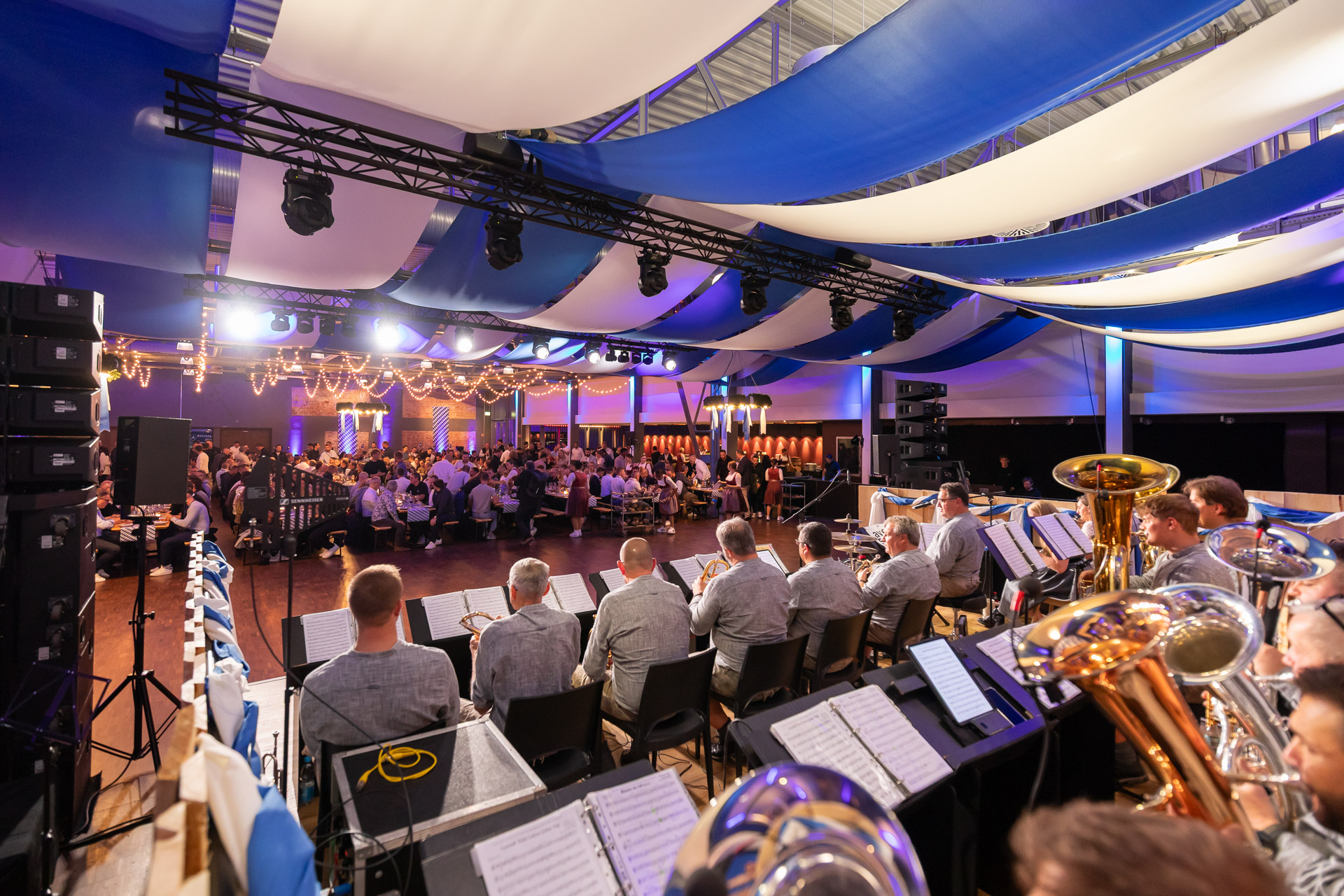 Lendenhalle Oktoberfest - MercedesBenz France